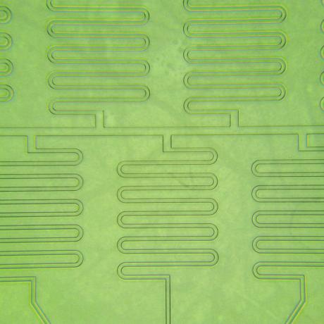 Exemple de dispositif microfluidique : christmas tree